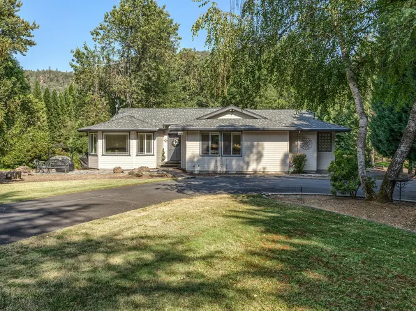 359 Rene Dr, Shady Cove, OR 97539