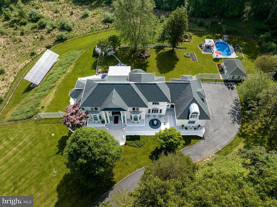 9 Chamaral Ct, Cockeysville, MD 21030 Zillow