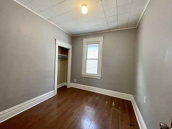 3rd image of 52 Aldrich Pl