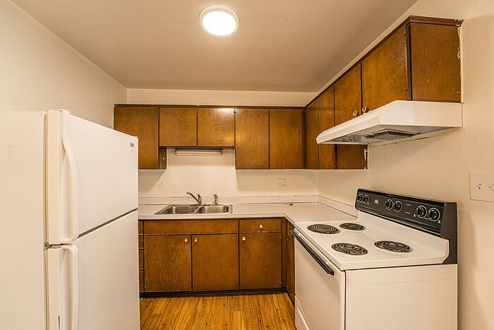 1st image of 1622 S 17th St #D2