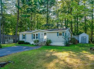 10 York Ct, Rochester, NH 03868