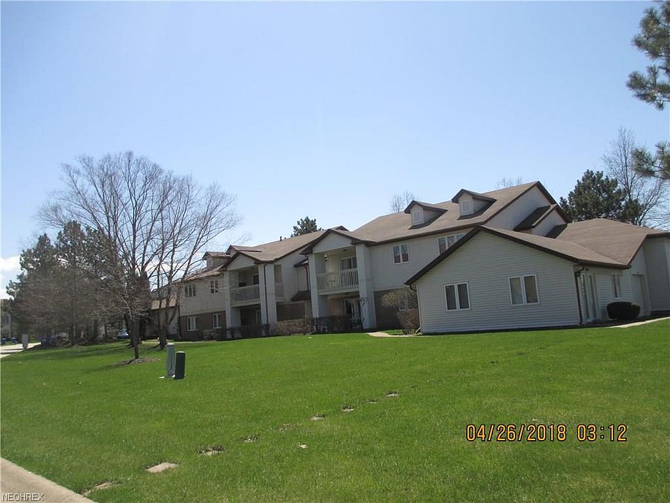 1st image of 7120 Village Dr #7120