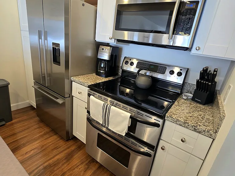 3635 7th Ave #5B — Photo 5