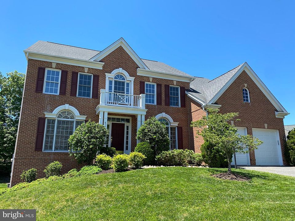 1st image of 4761 Charter Ct