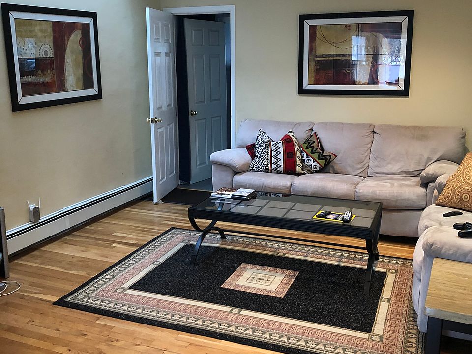 TV/Family Room