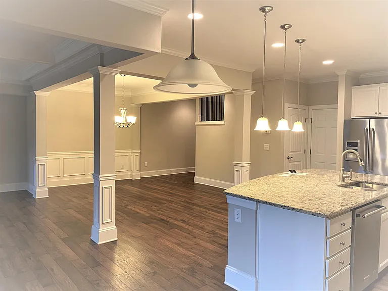 212 Daymire Glen Ln — Photo 4