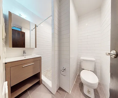 Rented by (Legacy) Tri Hill Realty Group LLC | media 33