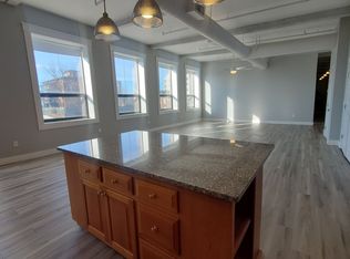 138 Green St UNIT 301, Worcester, MA 01604