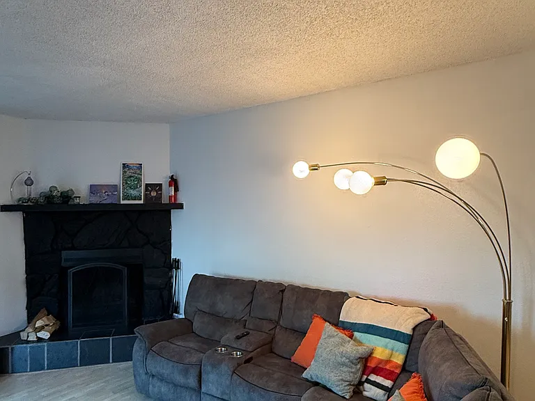8923 Woodstock Cir #8923 — Photo 1