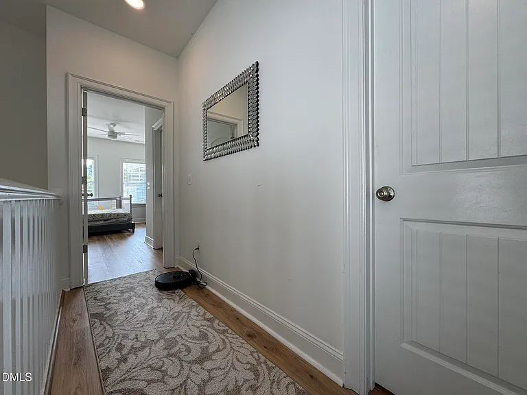 7750 Acc Blvd — Photo 17