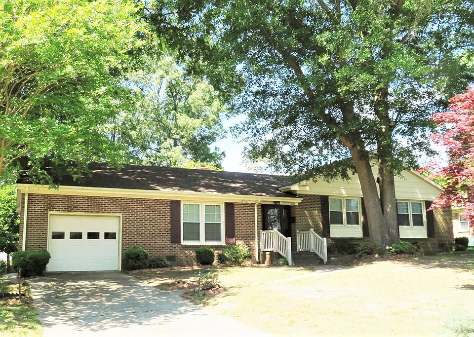 1st image of 529 Rapids St