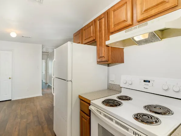 2907 La Salle St, Fort Worth, TX 76111