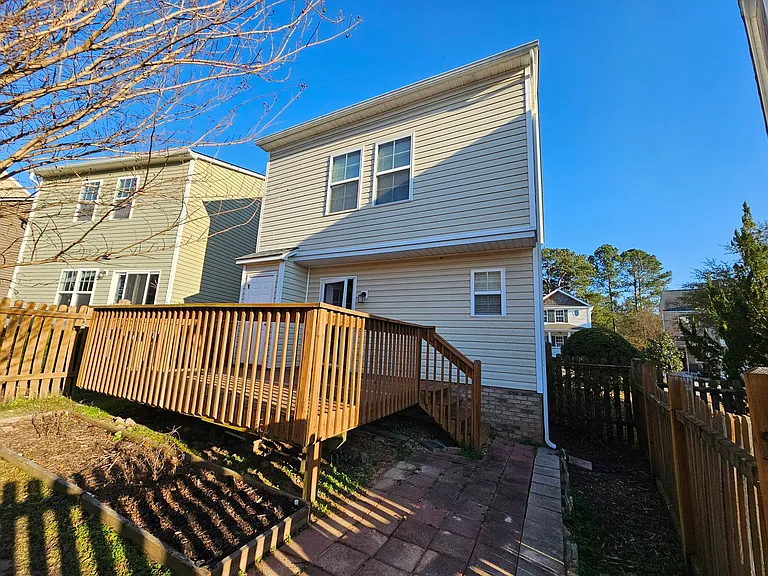 165 Canal Place Cir — Photo 27