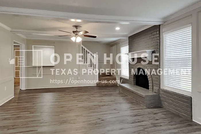 4 bed, 2.5 bath, 2673 sqft, $2,550 — Photo 3