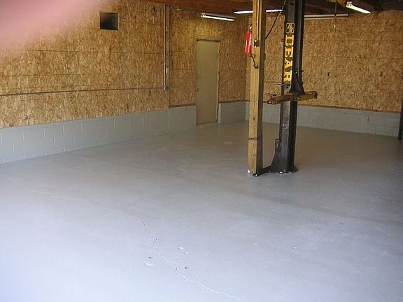 4-Car Tandem Garage Attached