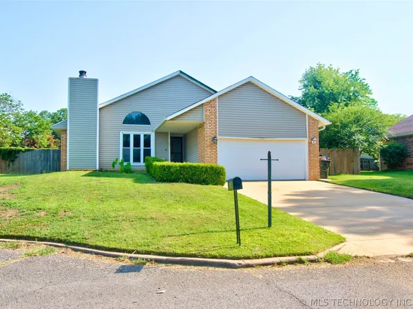 305 N Meigs St, Fort Gibson, OK 74434