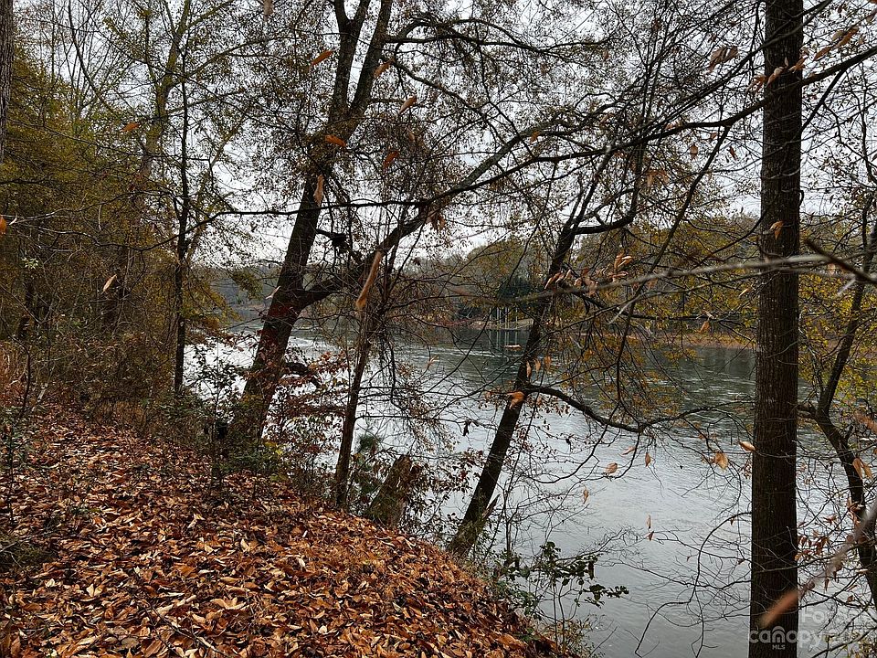 1st image of 154 Lookout Dam Rd