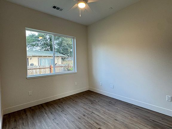 4th image of 574 Marin Ave