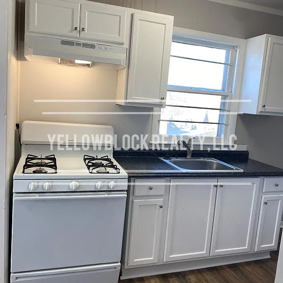 8321 Lydia Ave — Photo 6