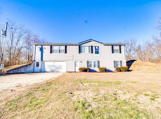 2011 Hamburg Michael Rd, Hamburg, IL 62045