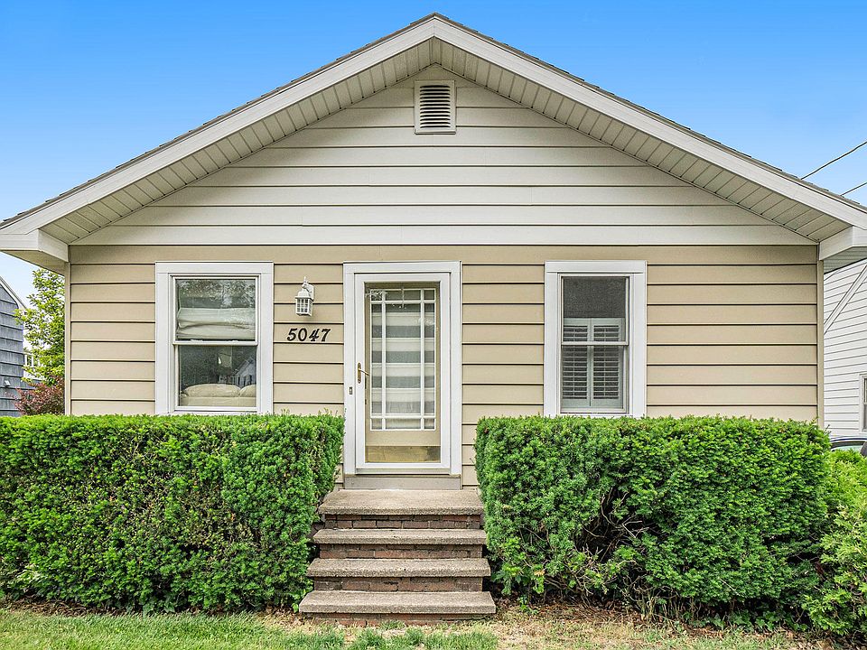 1st image of 5047 N Riverview Dr