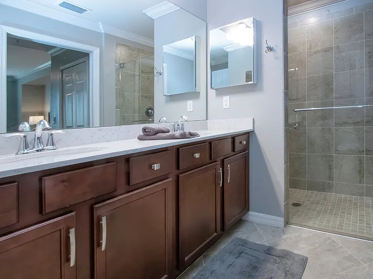 5548 Palmer Cir #102 — Photo 51