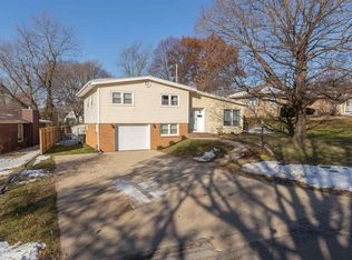 3300 28th Street Ct, Rock Island, IL