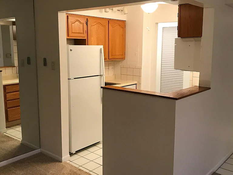 2120 Greentree Rd #701E — Photo 6