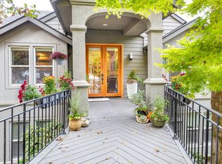 2732 Hallmark Ln, Eugene, OR 97405