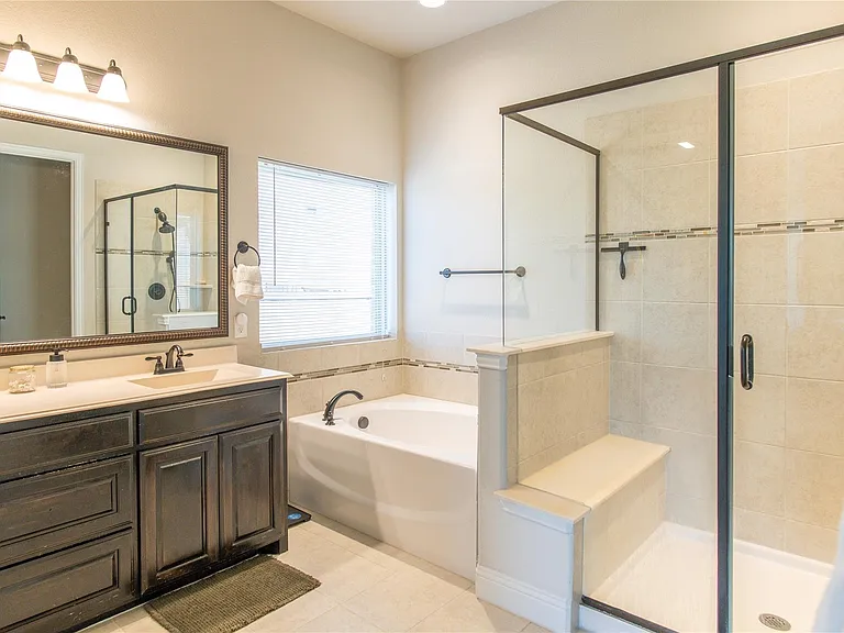638 Brook Dr — Photo 23