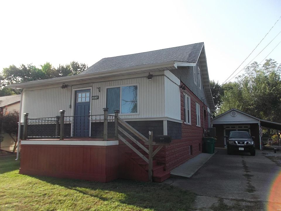 1st image of 2816 E 25th St