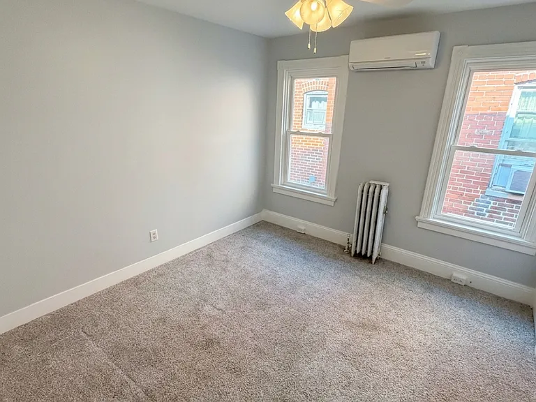 312 E 3rd St #1 — Photo 12