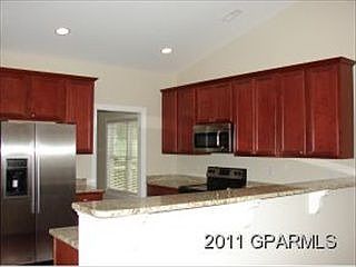 4th image of 4121 Hillard Ln