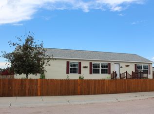 1609 Shadetree Ave, Gillette, WY 82716
