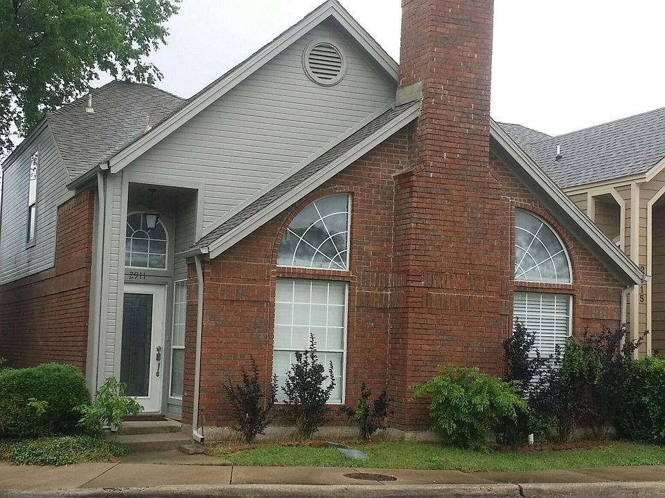 1st image of 2911 S Bend Dr