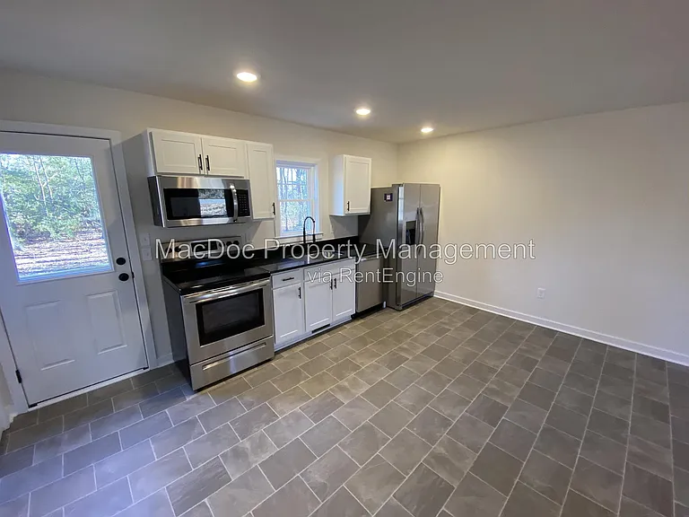 170 Forest Grove Rd — Photo 9
