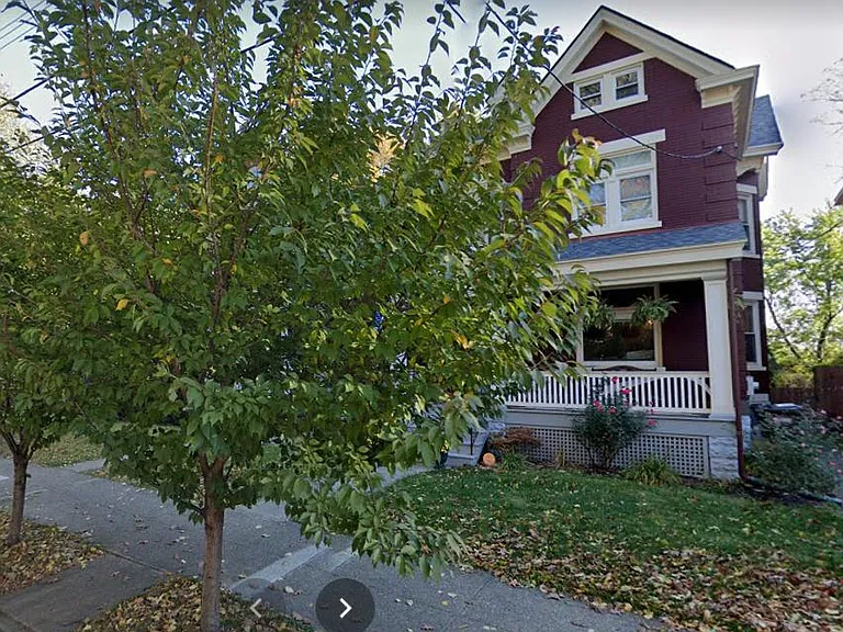 422 Garrard St — Photo 2