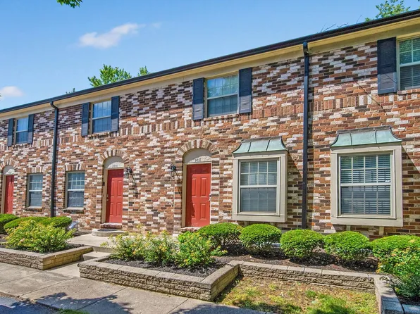 2611 Scioto View Ln #M, Columbus, OH 43221