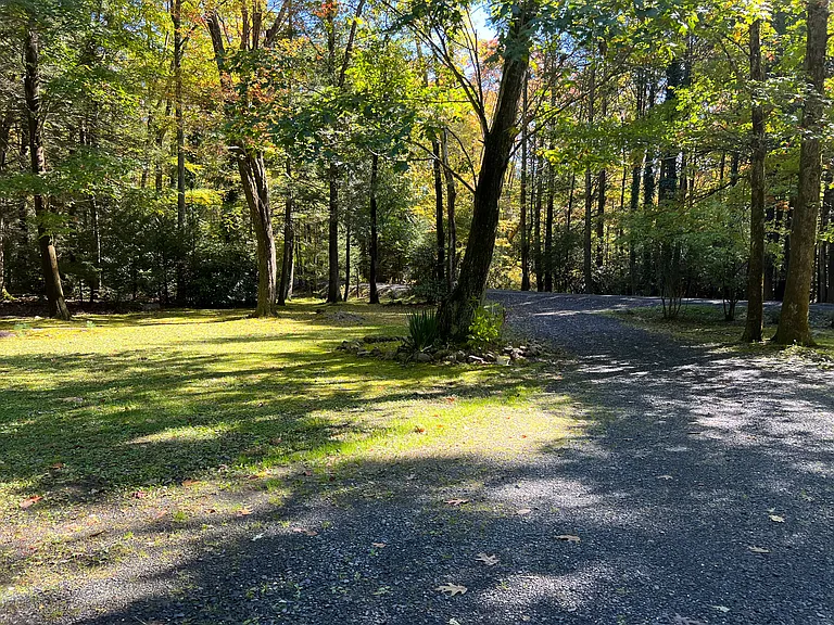 130 Red Barn Ln — Photo 14