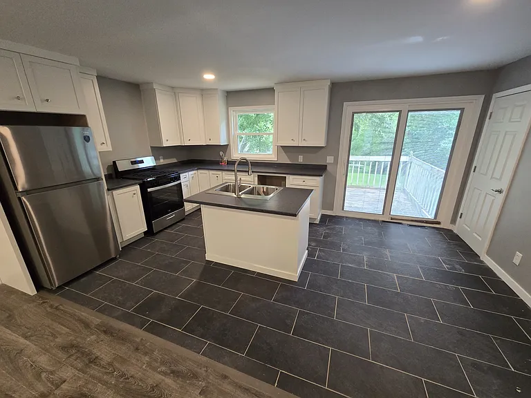 603 Cherry Street Ct — Photo 2