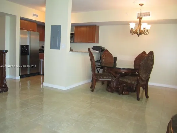 9055 SW 73rd Ct APT 1508, Miami, FL 33156