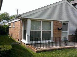 5850 S Rutherford Ave, Chicago, IL 60638