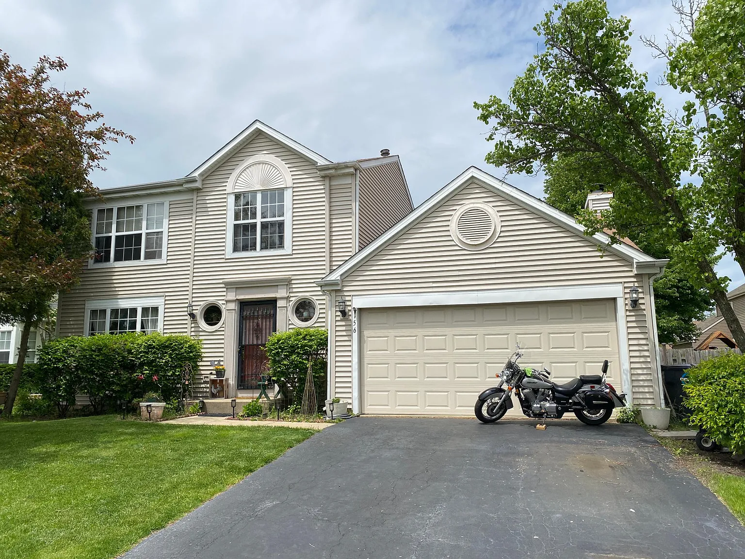 156 Jefferson Ln photo 1