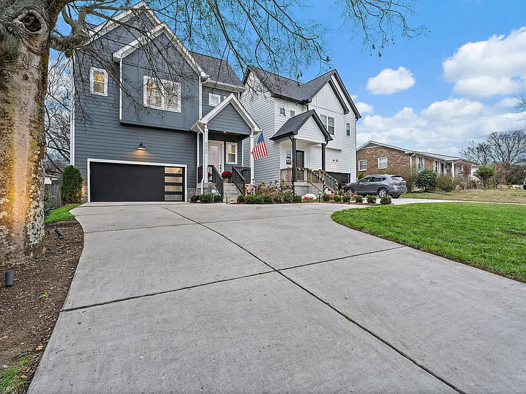 6462 Thunderbird Dr — Photo 3