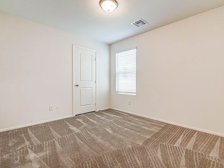 5770 Mia Skye St — Photo 18
