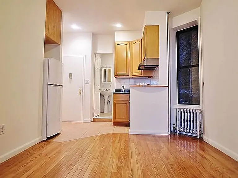 144 Orchard St #1A — Photo 6