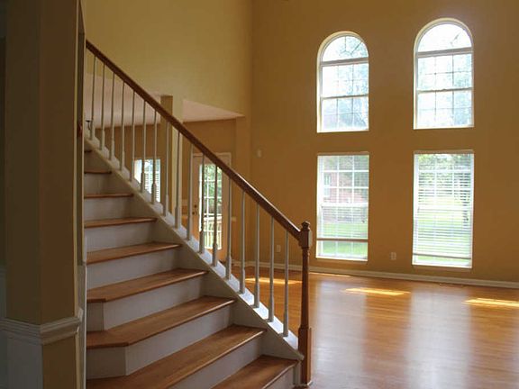 4th image of 5824 Deer Estates Dr