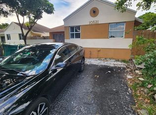 10521 SW 207th St, Cutler Bay, FL 33189
