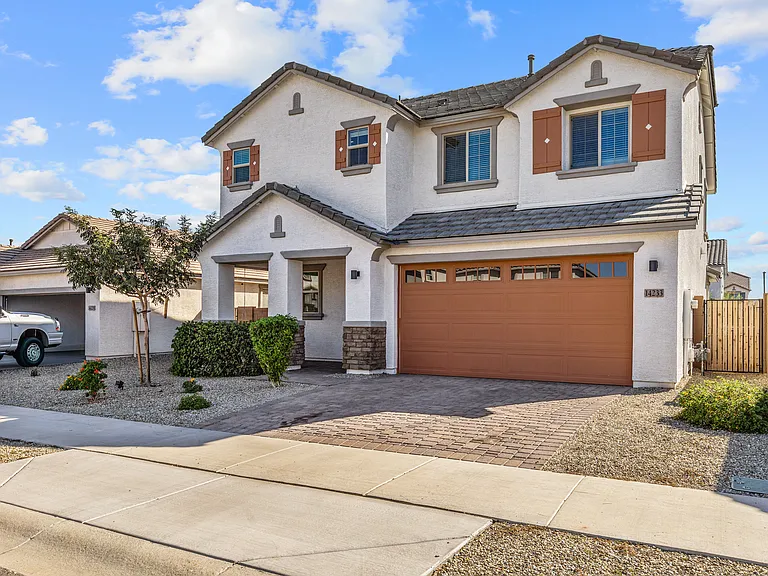 14233 W Cottontail Ln — Photo 16