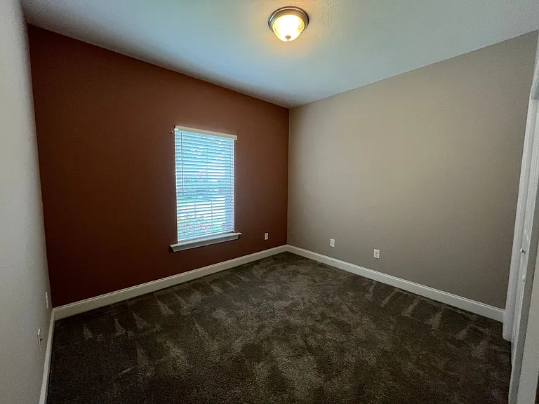 1934 Kenlock Dr — Photo 13